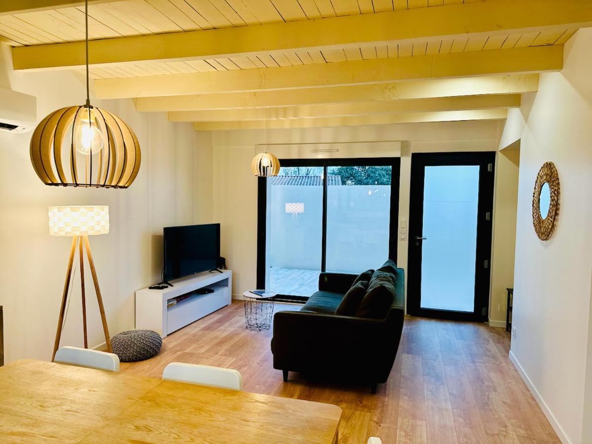 La Halte Occitane - Classe 3 Etoiles - Pour 6 Personnes, 3 Chambres, Parking, Terrasse, Tout Inclus Montauban Exterior photo